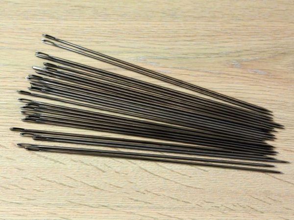 Ace de cusut pentru saltele nr.4, 100 x 1,80 mm