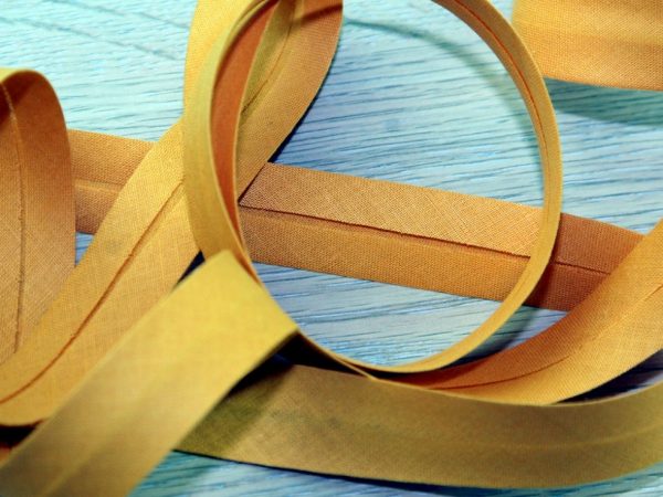 Banda bias din bumbac, aurie, 40/20 mm