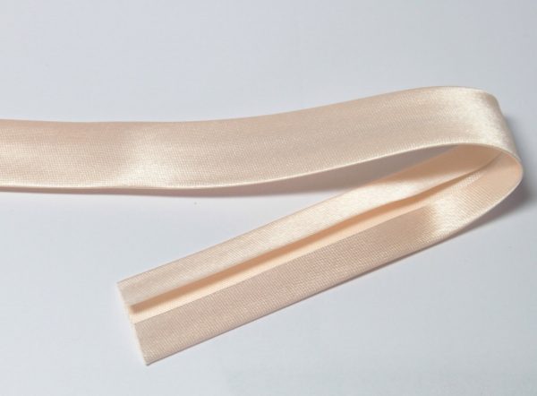 Banda bias Duchesse, piersica deschisa, 40/20 mm