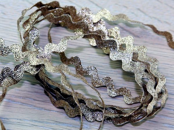 Impletitura in zig-zag, aurie