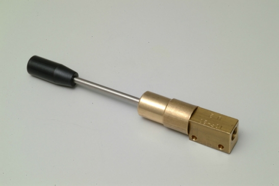 Piston pneumatic actionare manuala 2 cai 1/8"