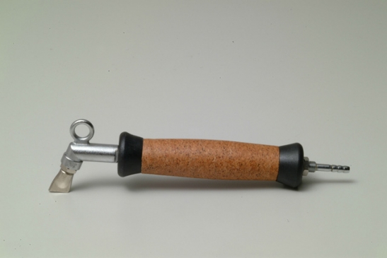 Pistol curatare comanda pedala