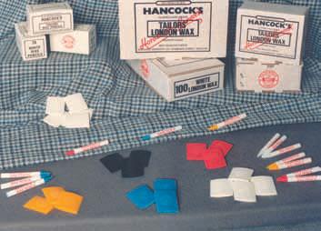 Creion ceara alb natural HANCOCK`S , cutie 25 buc