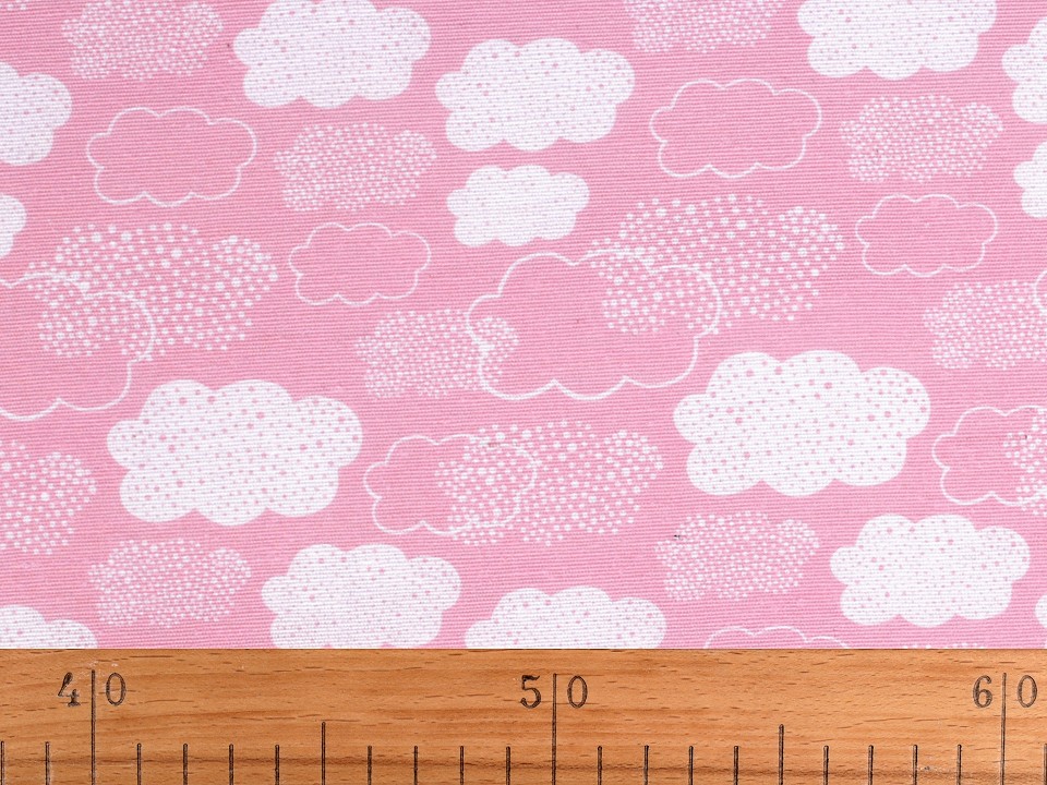 Material decorativ cu motiv nori
