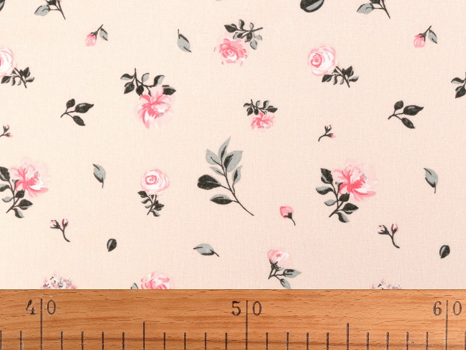 Material din bumbac cu model floral