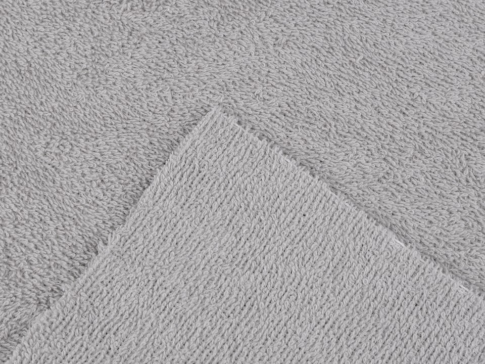Material flausat