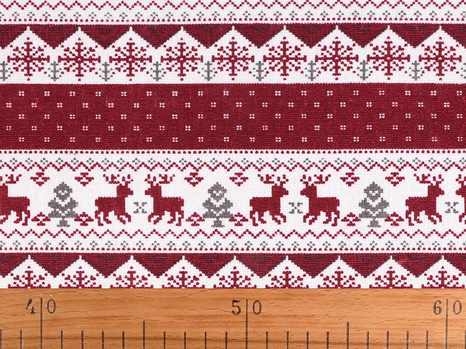 Material textil cu motive de Craciun