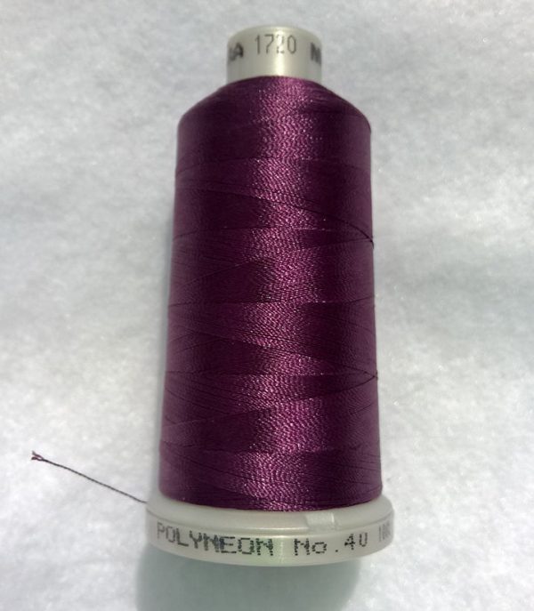 Ata de brodat polyneon Plum, finetea 40, con 1000 metri