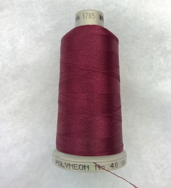 Ata de brodat polyneon Bordeaux, finetea 40, con 1000 metri
