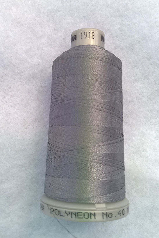 Ata de brodat polyneon Polished Pewter, finetea 40, con 1000 metri