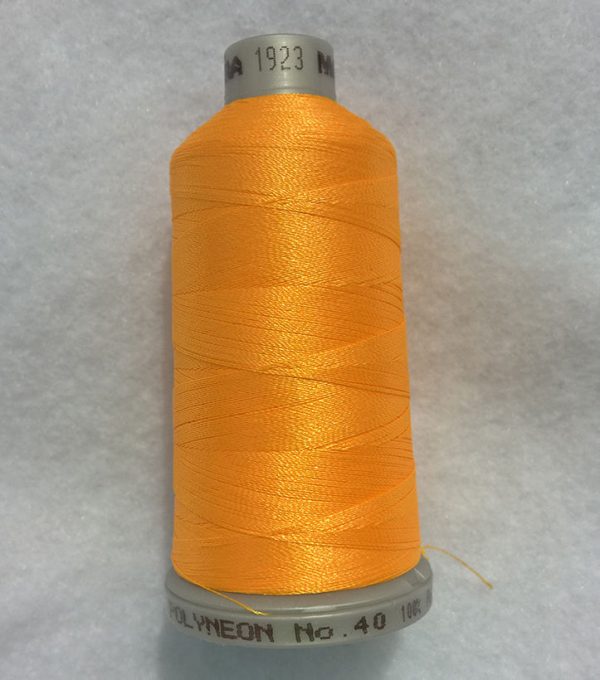 Ata de brodat polyneon Apricot, finetea 40, con 1000 metri