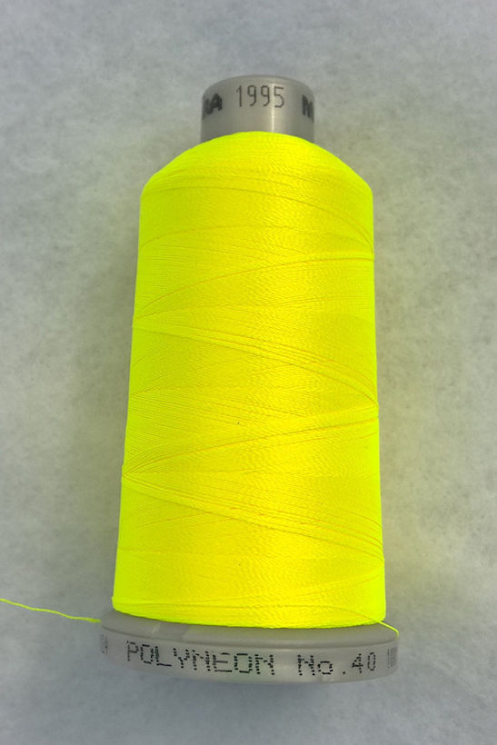 Ata de brodat polyneon Fluor Yellow, finetea 40, con 1000 metri