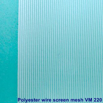 Plasa poliester anti-stralucire, anti-alunecare ,  tesatura normala,  latime 175 cm