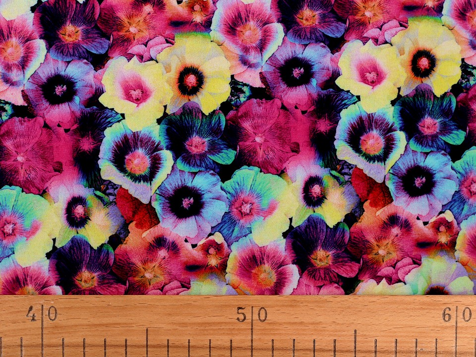 Tesatura tricot bumbac motiv floral