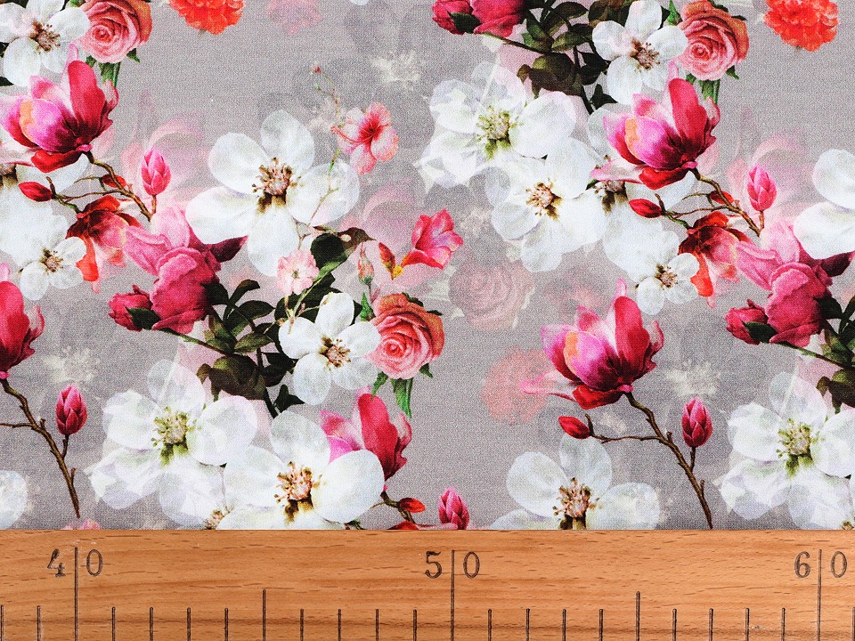 Tesatura tricot bumbac cu motiv floral