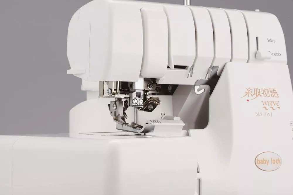 Masina de Surfilat Baby Lock Enlighten, infilare automata Extraordinair