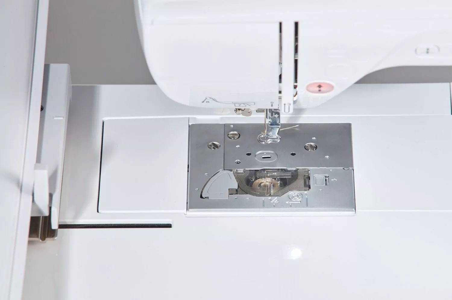 Masina de brodat Brother Innov-is 880E